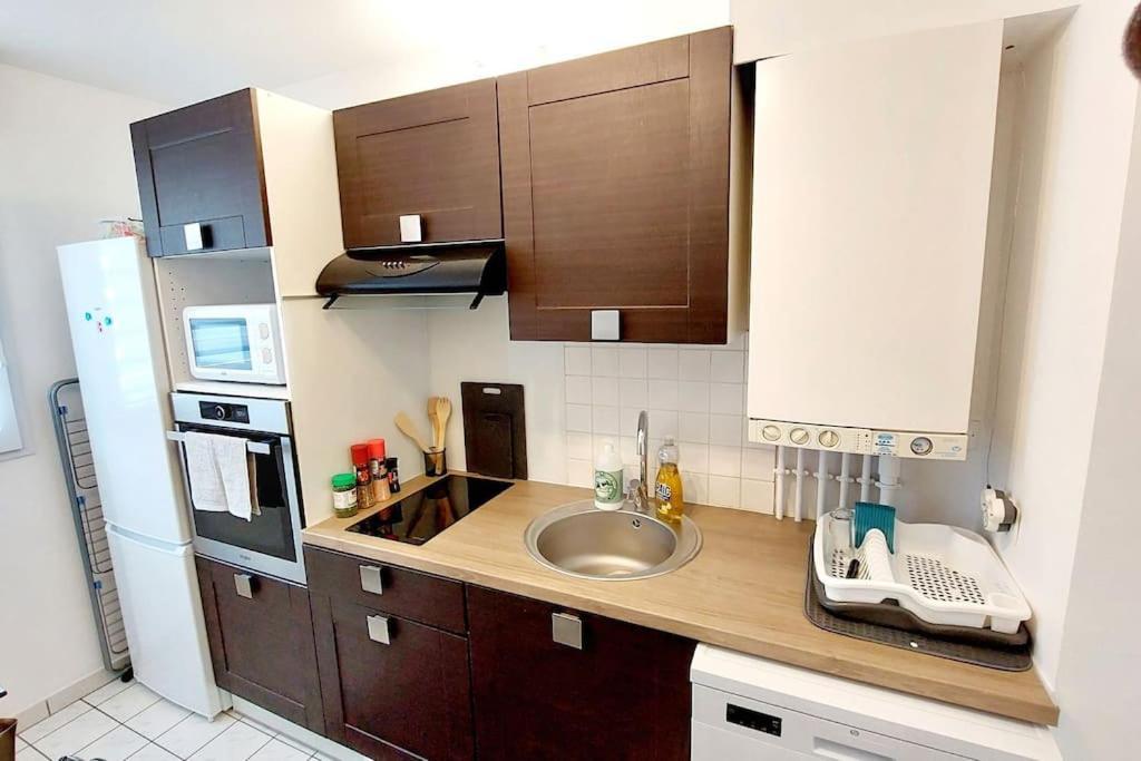 Cosy Home 2, 2 Chambres, 6 Personnes, 3 Min Gare, Parking Cergy Extérieur photo